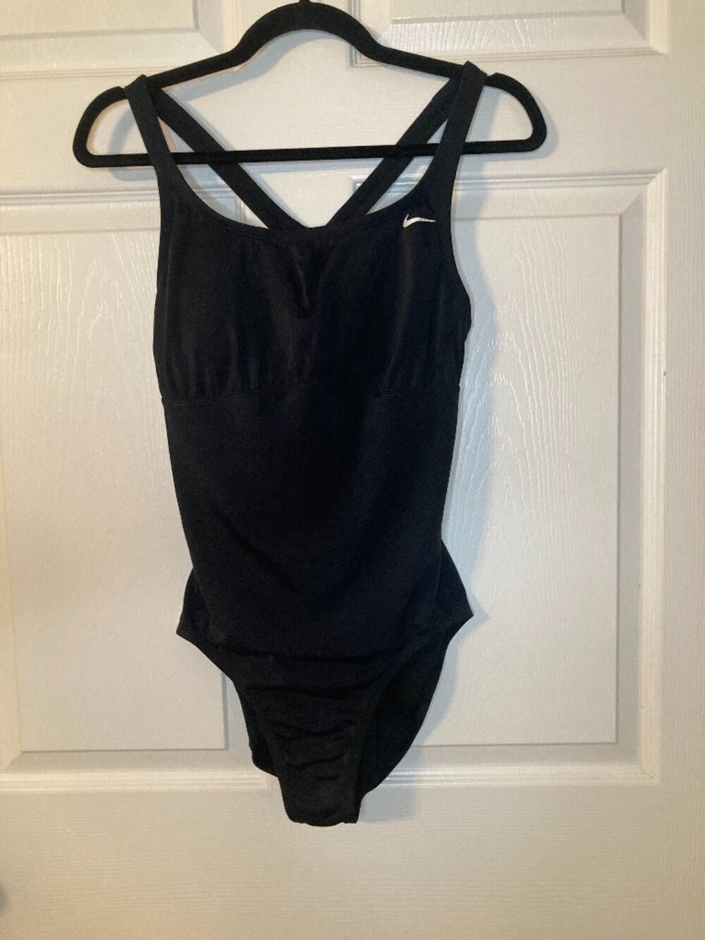 Nike Women's Black Racer Back One-Piece Swim Suit - Built in Bra - Size L